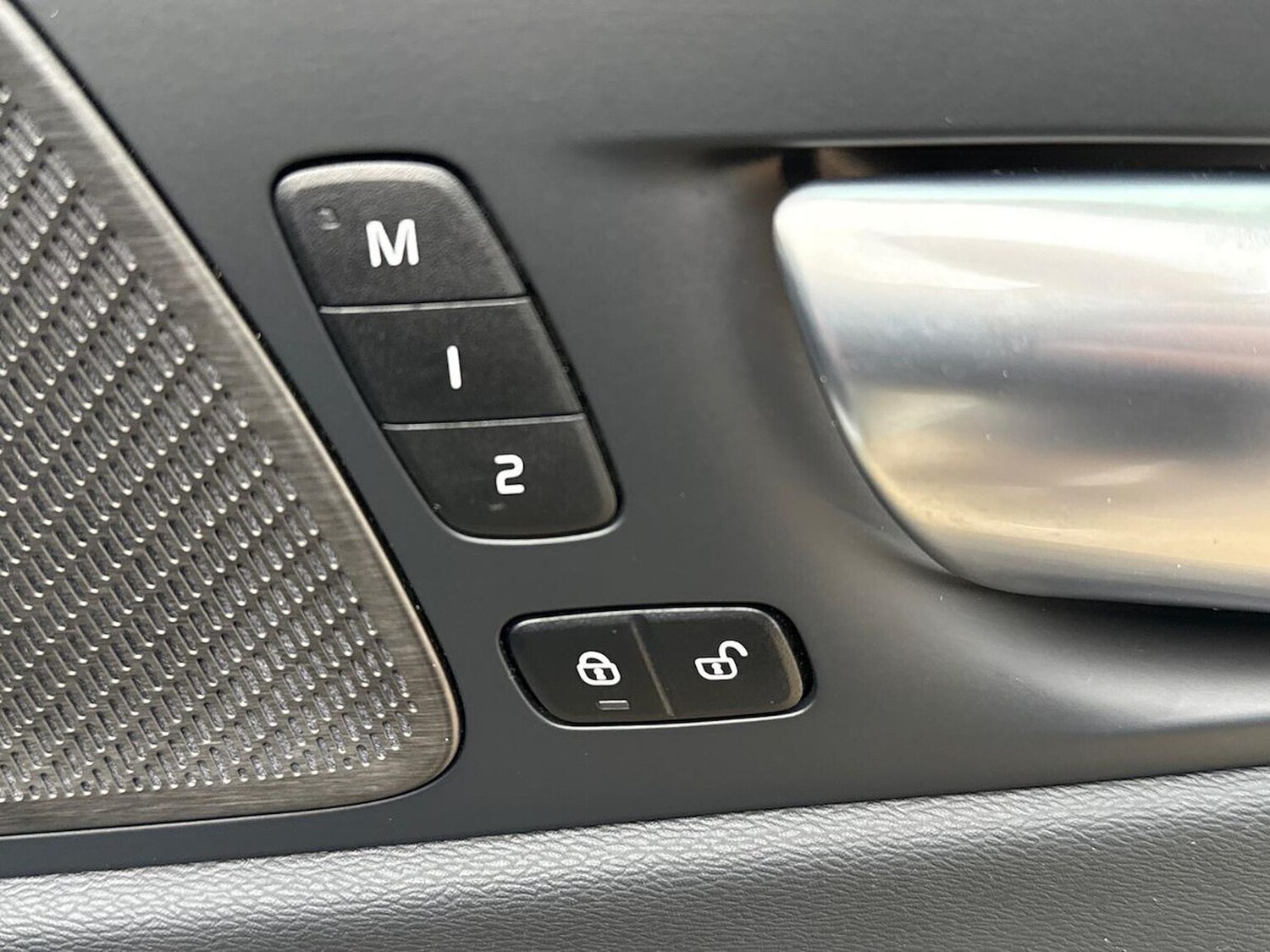 Used Volvo XC60 2023 for sale - 78106352: Photo 24