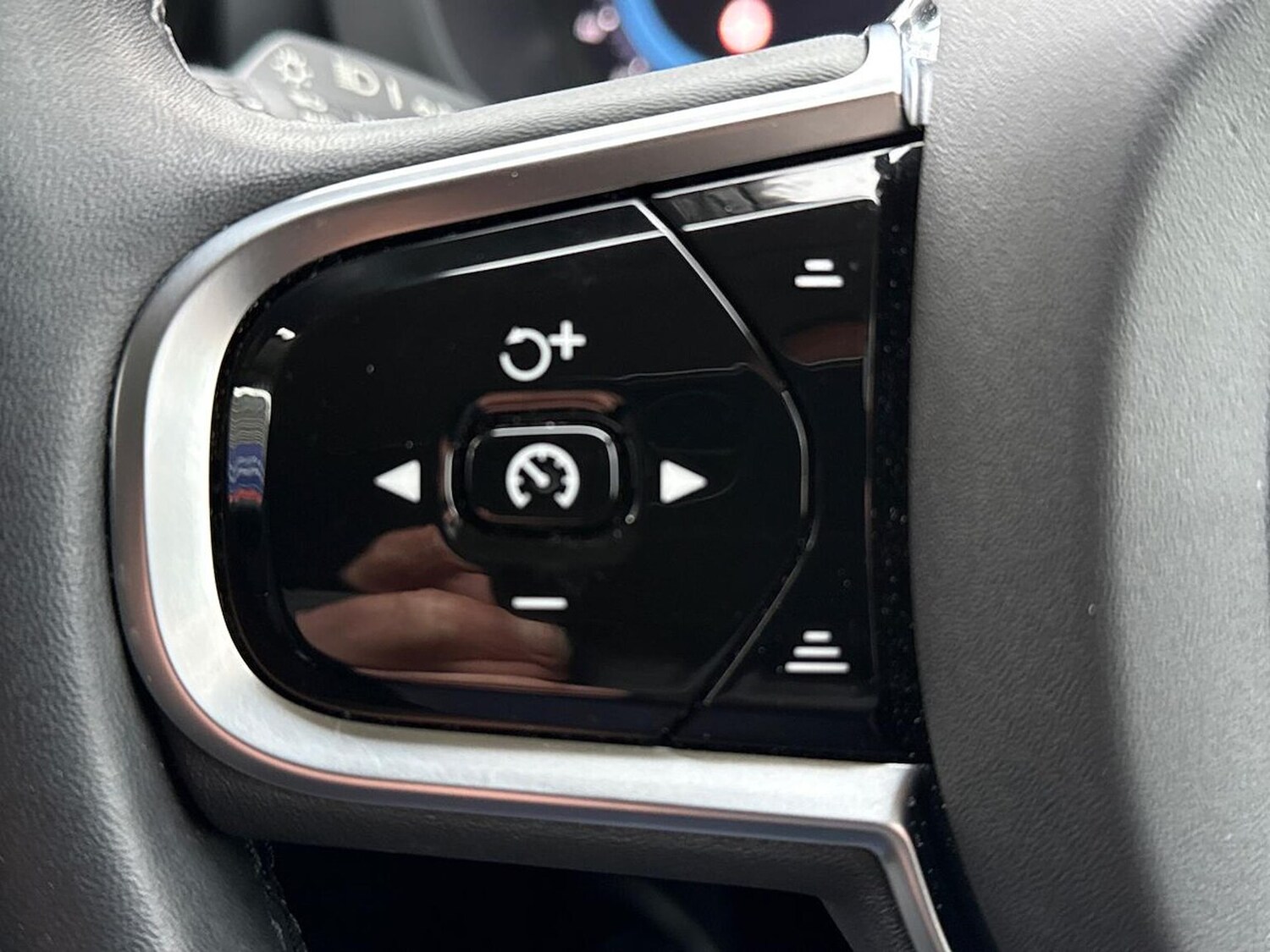 Used Volvo XC60 2023 for sale - 78106352: Photo 29