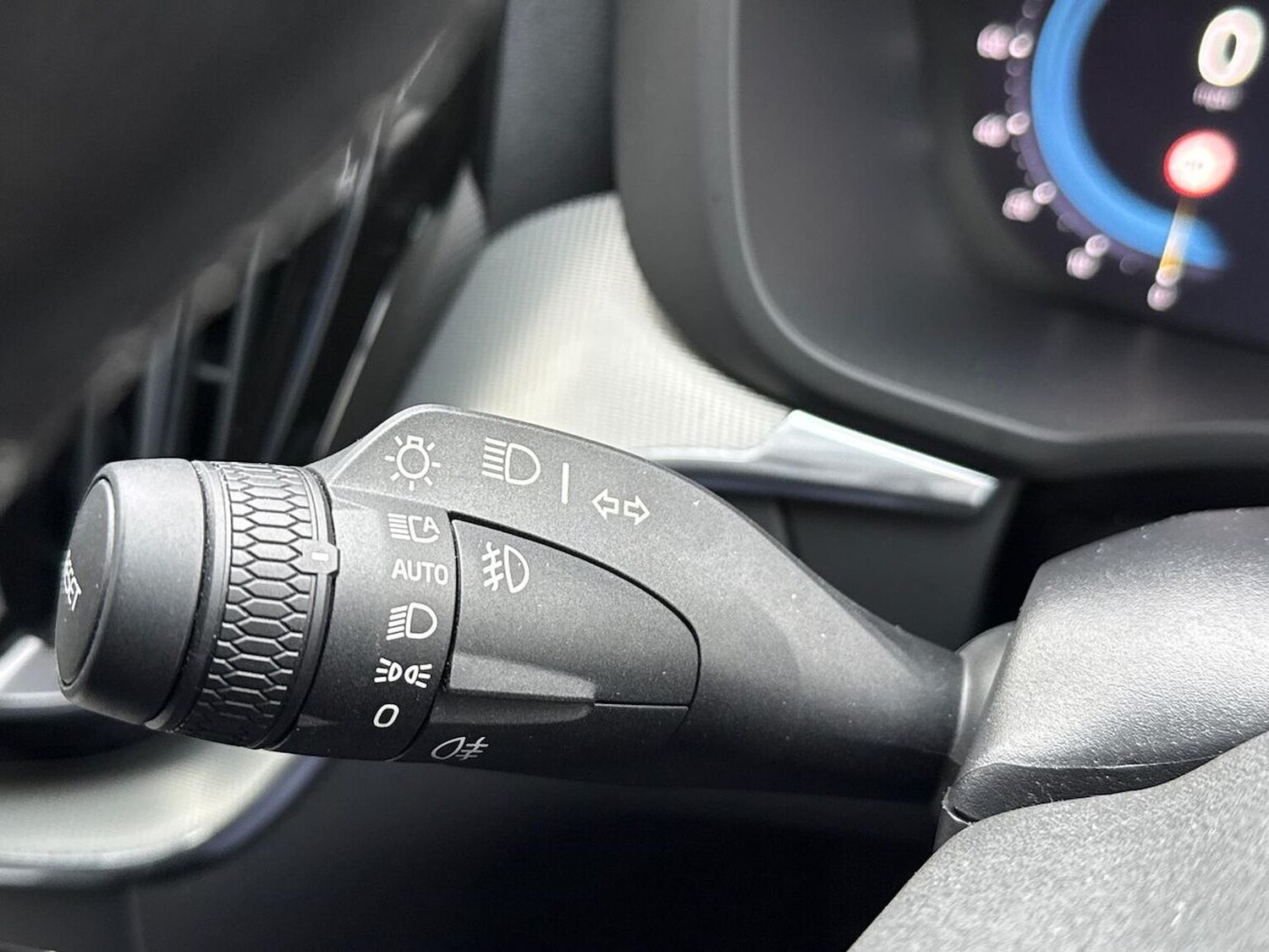 Used Volvo XC60 2023 for sale - 78106352: Photo 31