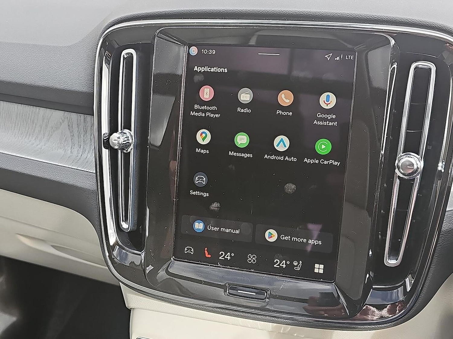 Used Volvo XC40 2025 for sale - 77980019: Photo 25