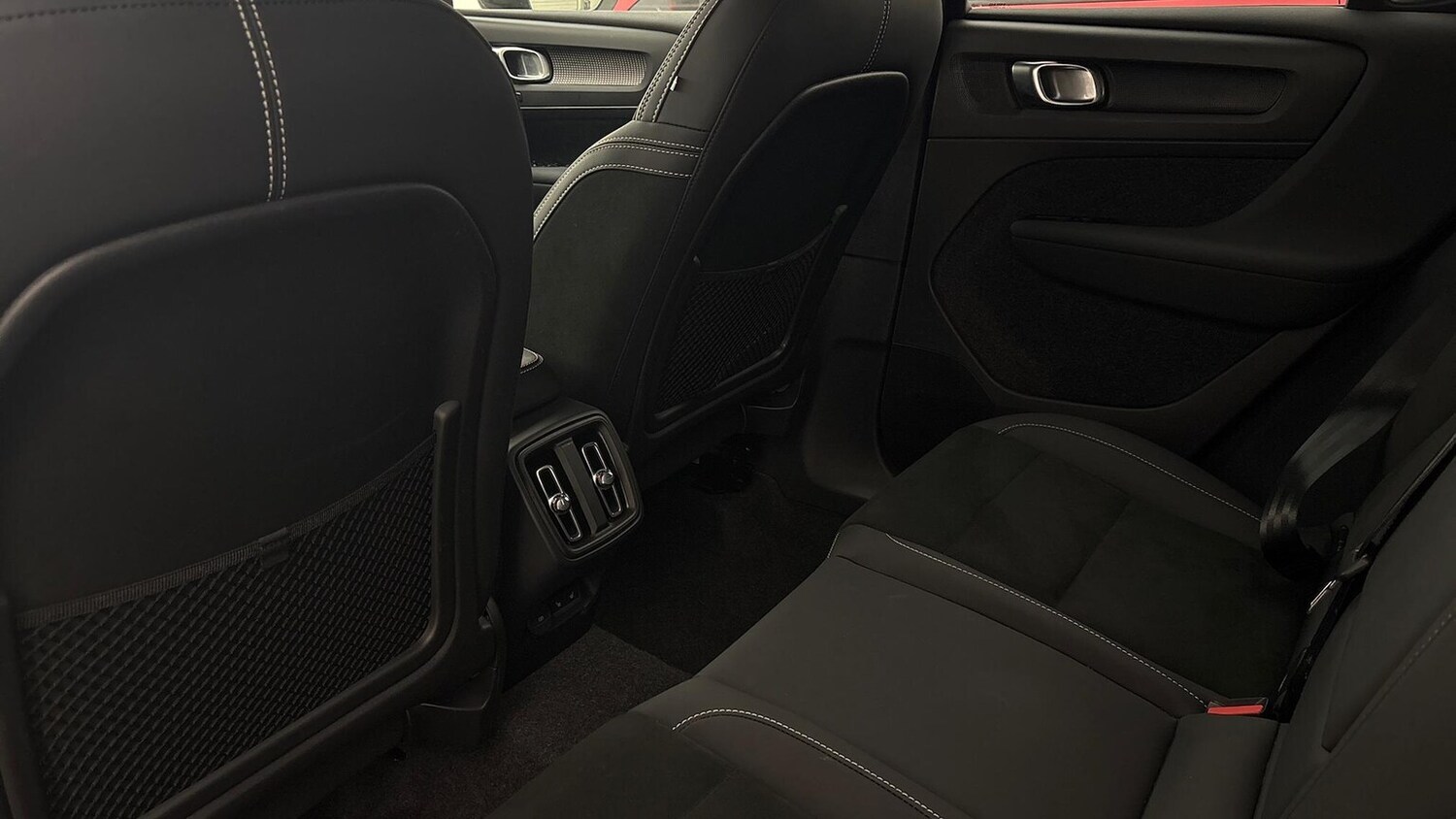 Used Volvo XC40 2025 for sale - 78194202: Photo 10