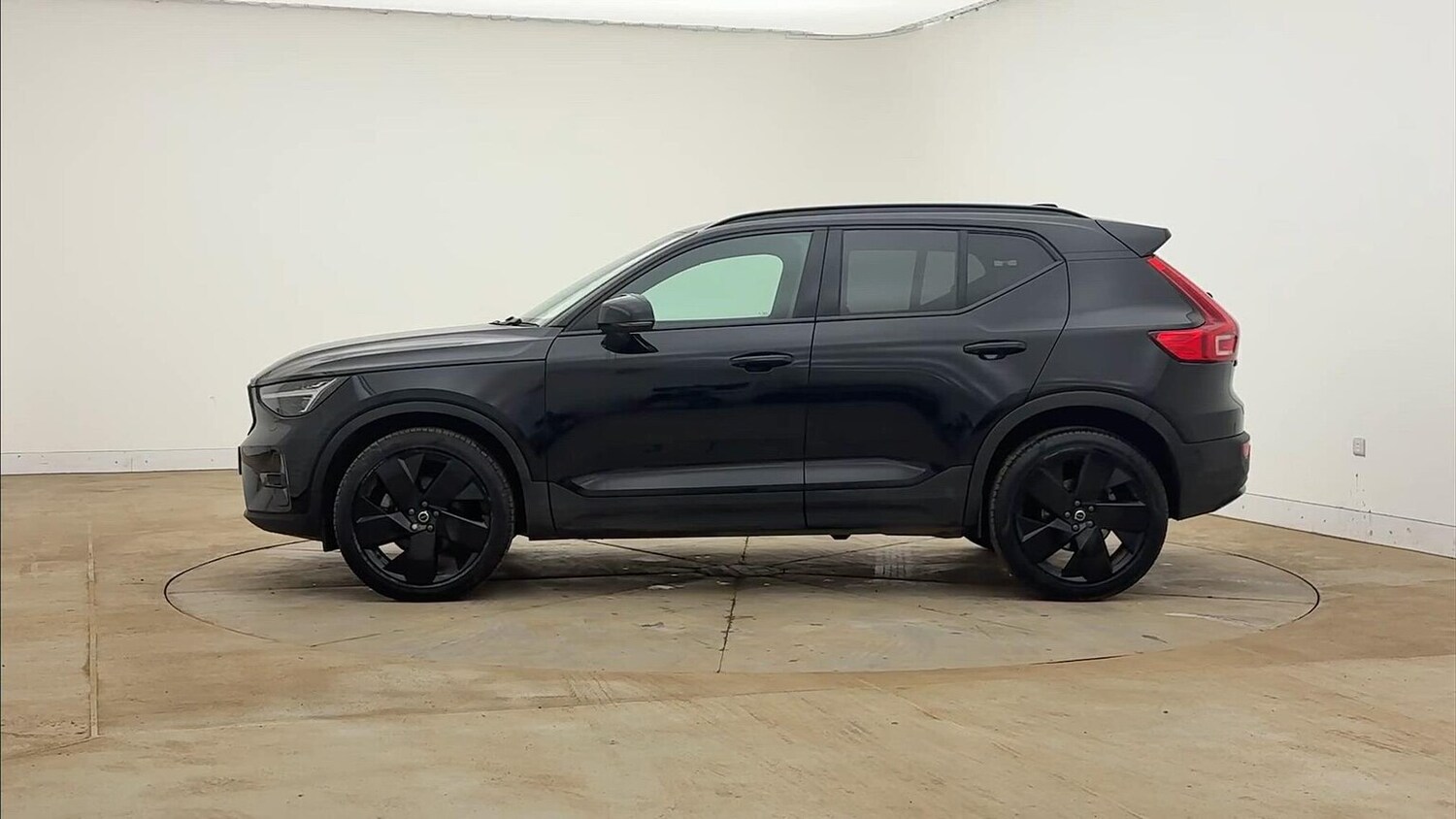 Used Volvo XC40 2025 for sale - 78194202: Photo 24