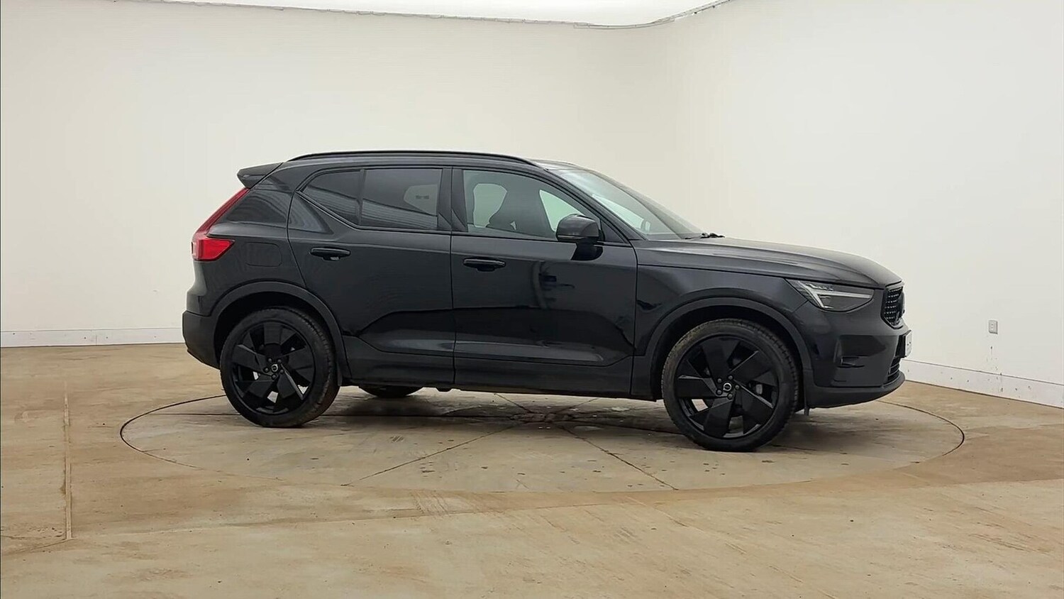 Used Volvo XC40 2025 for sale - 78194202: Photo 29