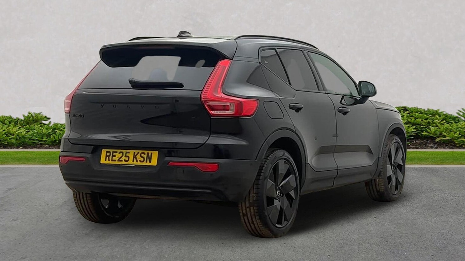 Used Volvo XC40 2025 for sale - 78194202: Photo 5
