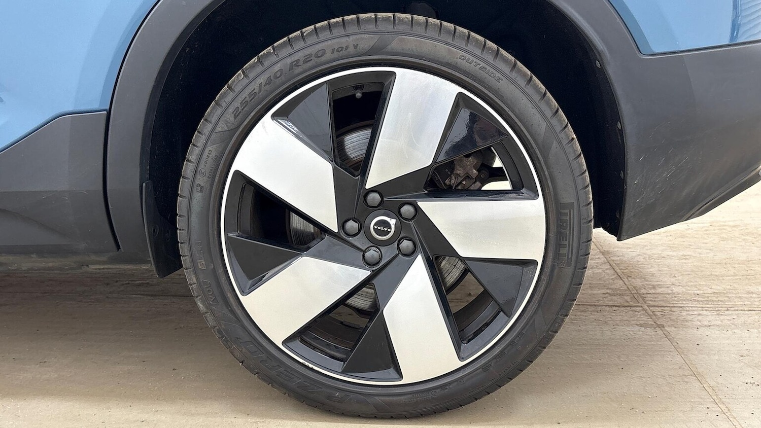 Used Volvo XC40 2022 for sale - 76566545: Photo 38