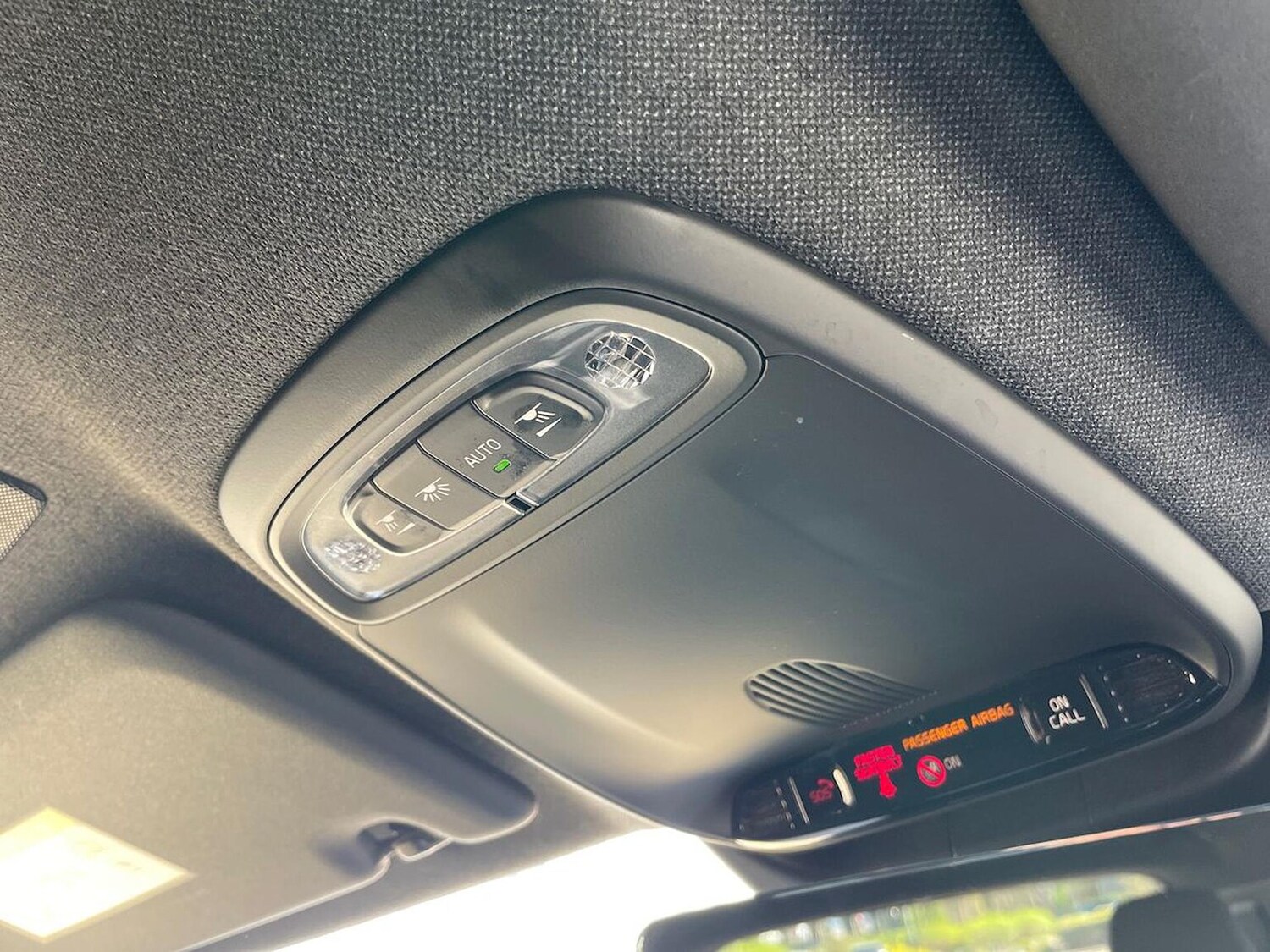 Used Volvo XC40 2021 for sale - 78192637: Photo 16