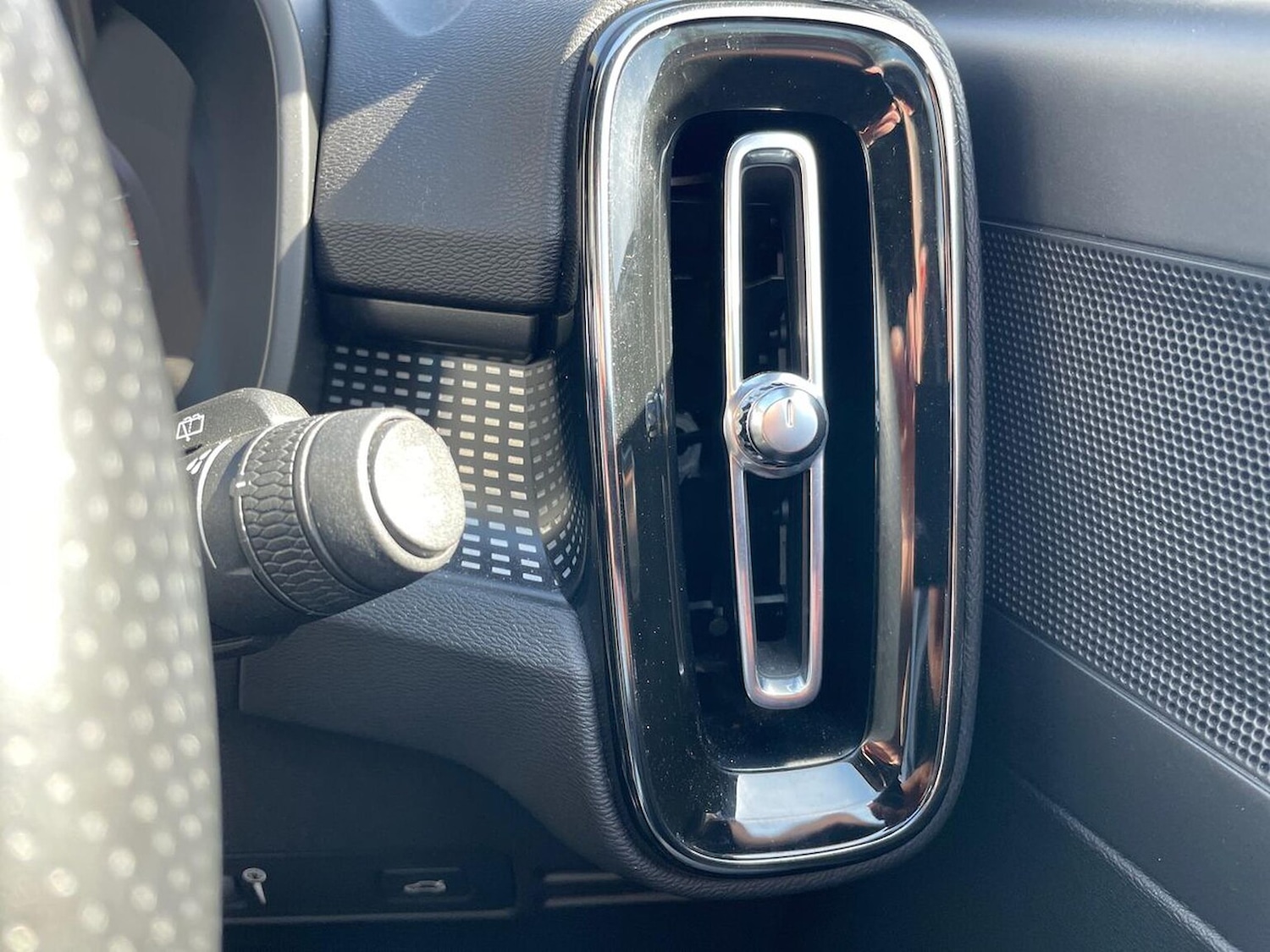 Used Volvo XC40 2021 for sale - 78192637: Photo 24