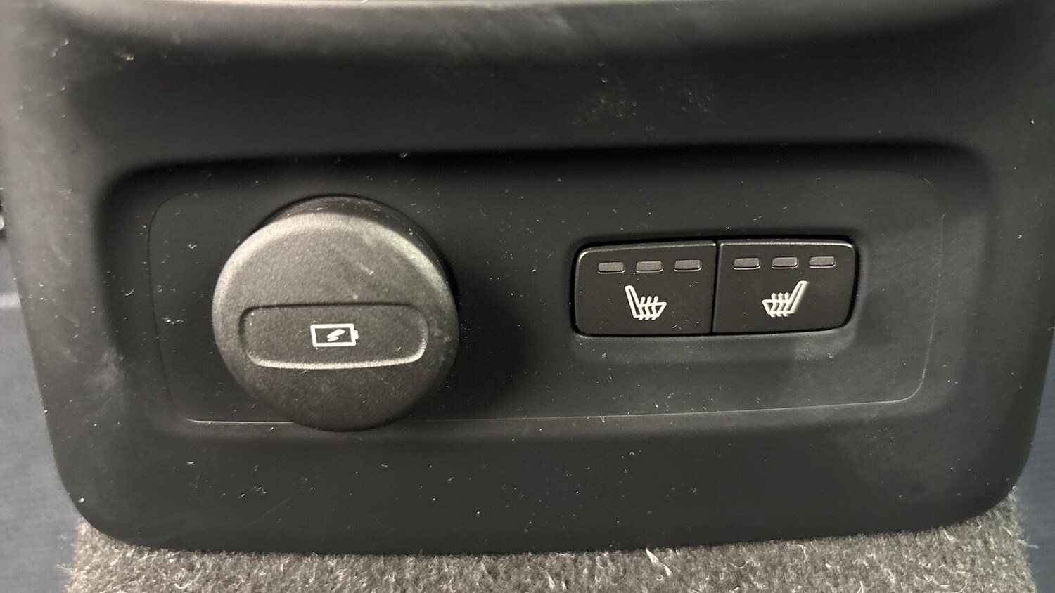 Used Volvo XC40 2022 for sale - 76219230: Photo 18