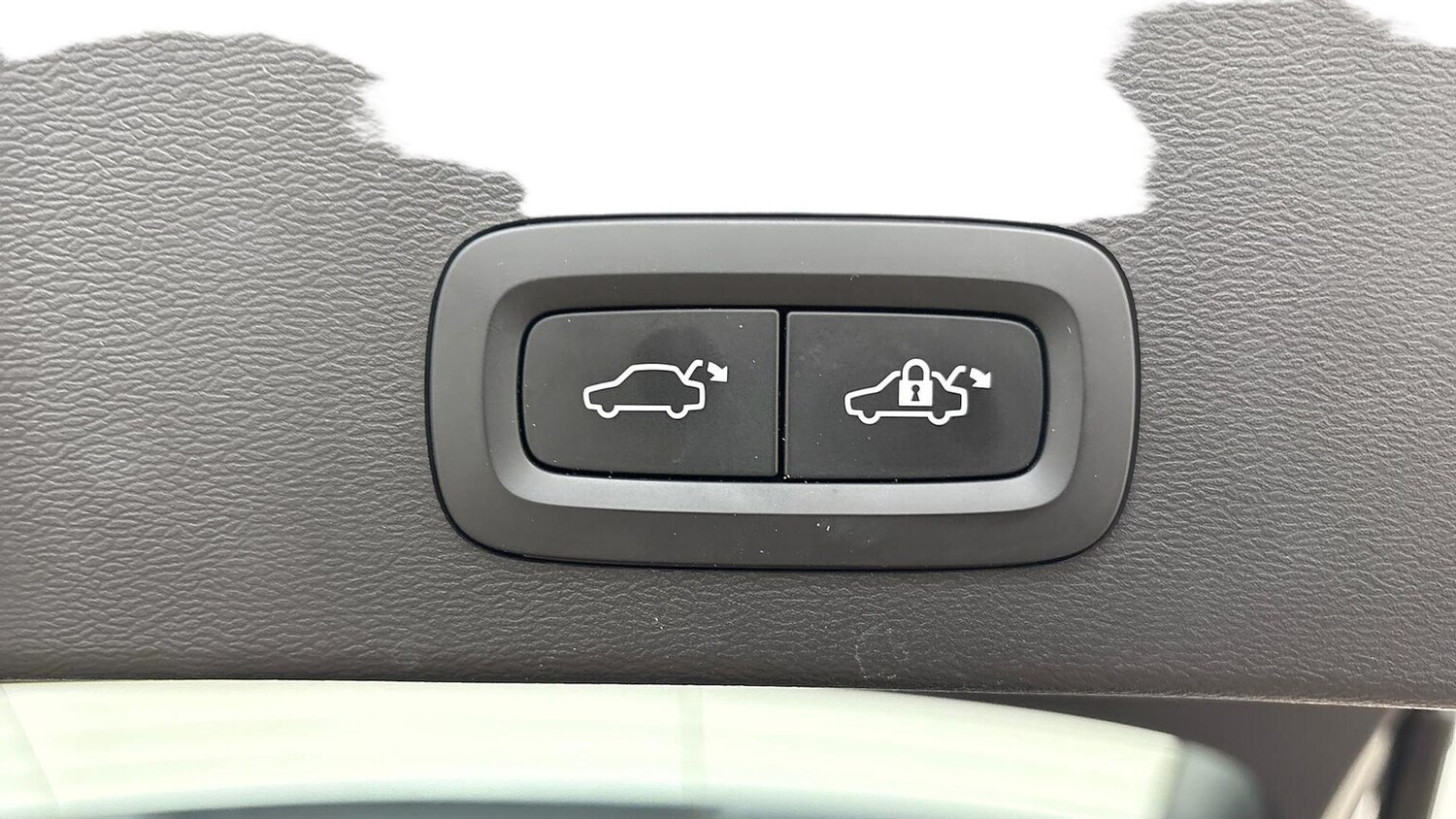 Used Volvo XC40 2022 for sale - 76219230: Photo 20