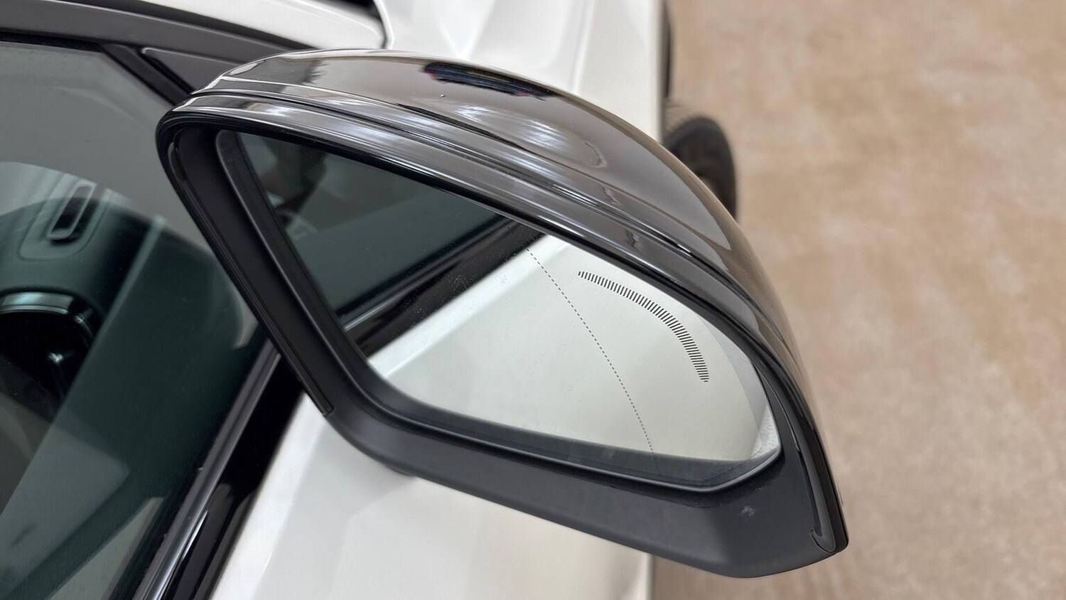 Used Volvo XC40 2022 for sale - 76219230: Photo 22