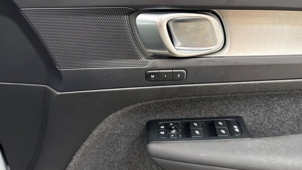 Used Volvo XC40 2022 for sale - 76219230: Photo 28