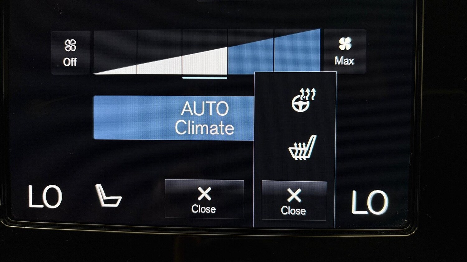 Used Volvo XC40 2022 for sale - 76219230: Photo 41