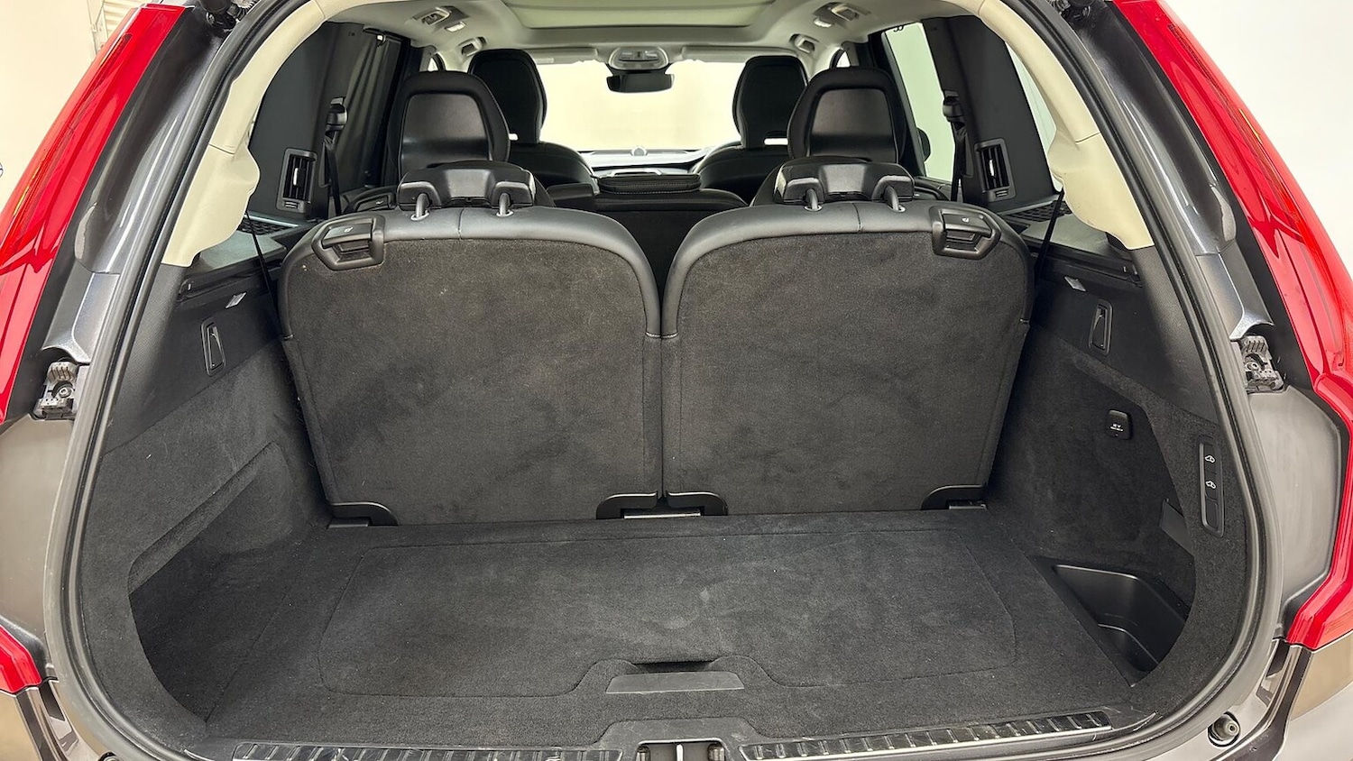 Used Volvo XC90 2023 for sale - 76969047: Photo 13