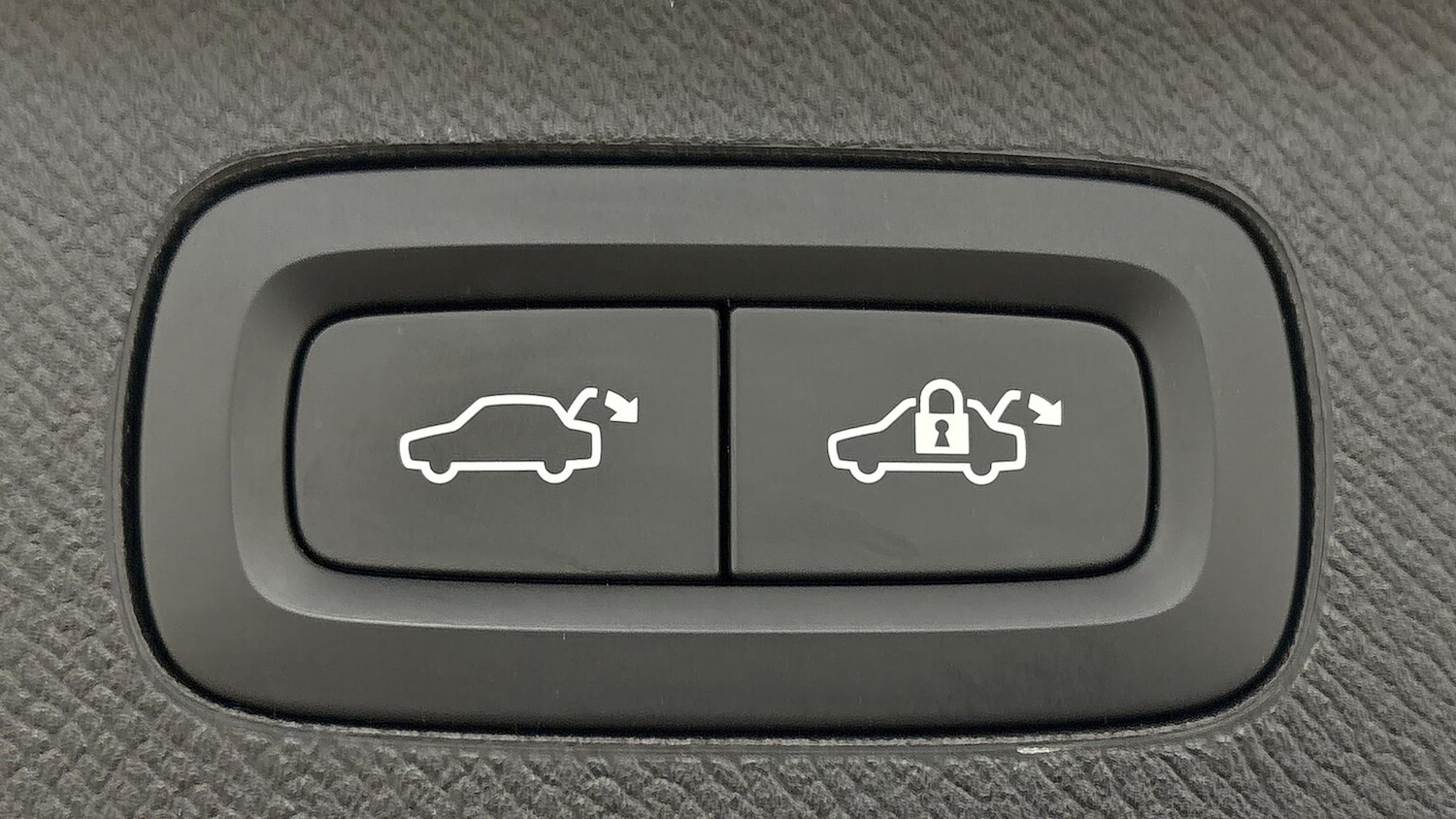 Used Volvo XC90 2023 for sale - 76969047: Photo 17