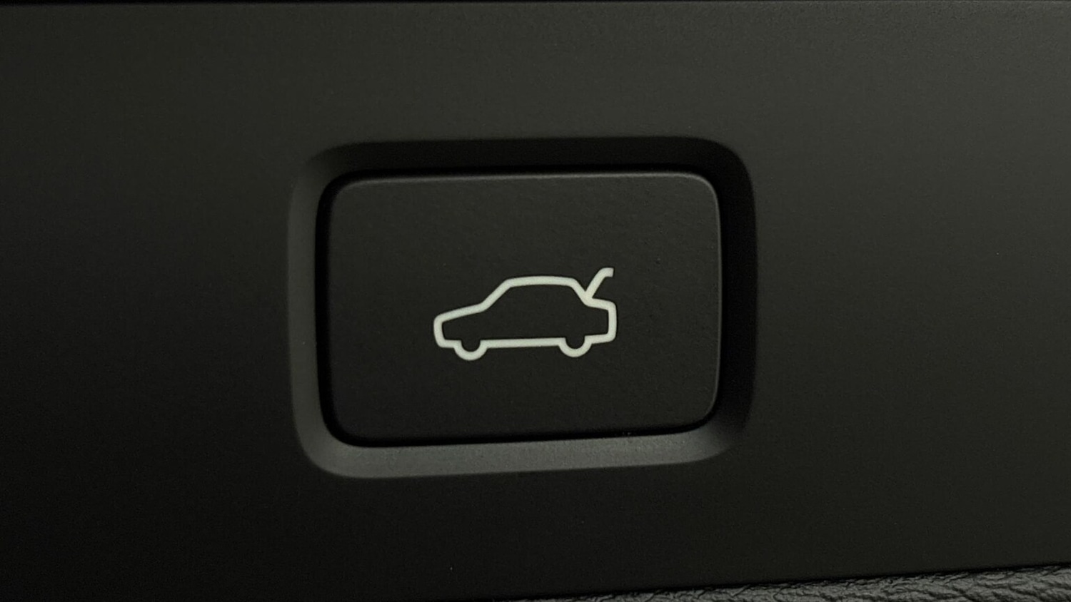 Used Volvo XC90 2023 for sale - 76969047: Photo 27