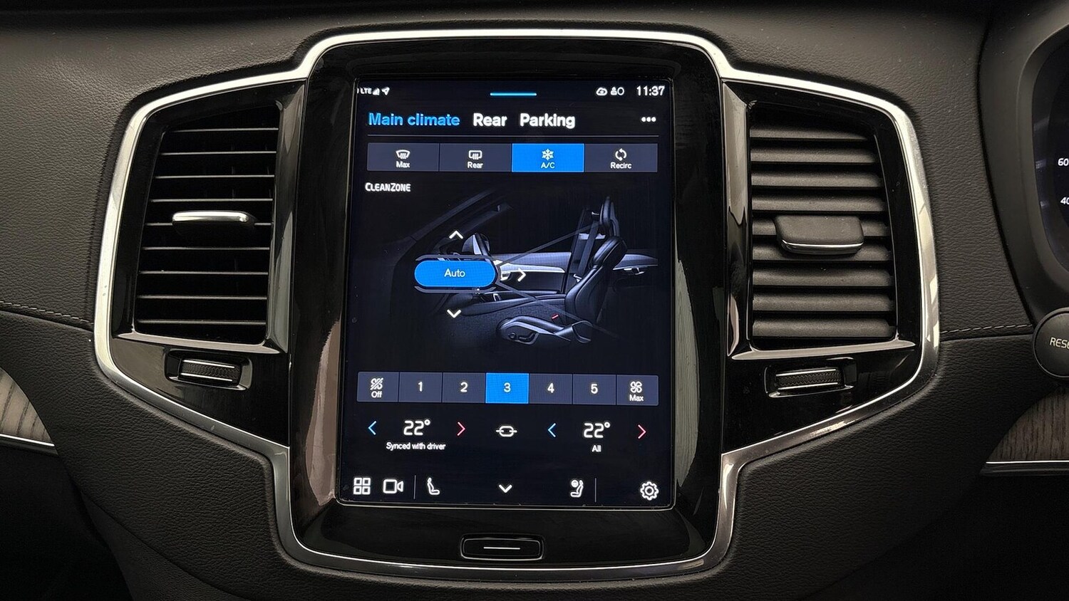 Used Volvo XC90 2023 for sale - 76969047: Photo 35