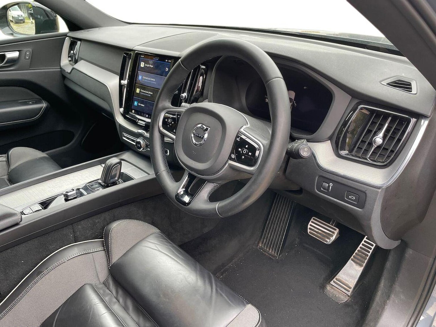 Used Volvo XC60 2022 for sale - 76605552: Photo 15