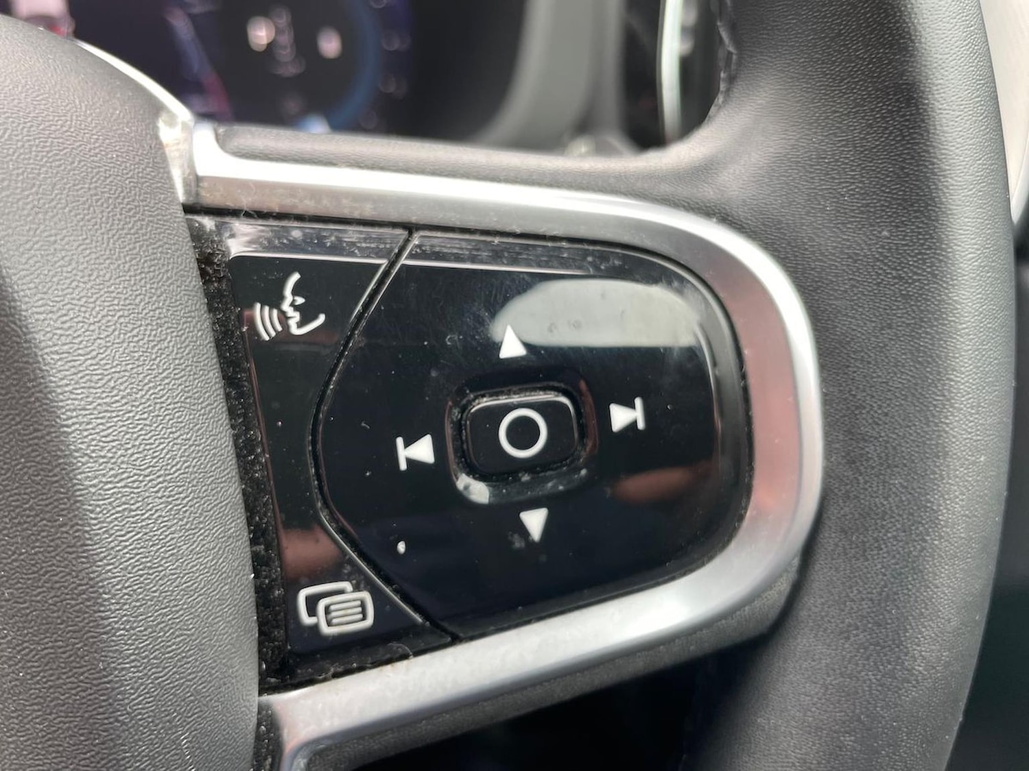 Used Volvo XC60 2022 for sale - 76605552: Photo 24