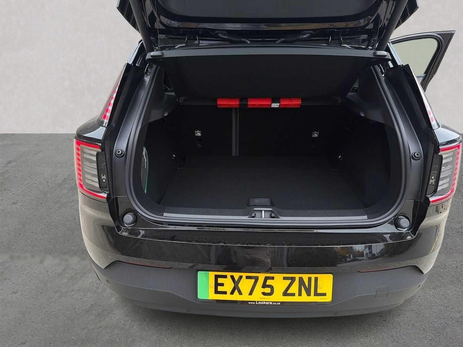 Used Volvo EX30 2025 for sale - 78192715: Photo 8