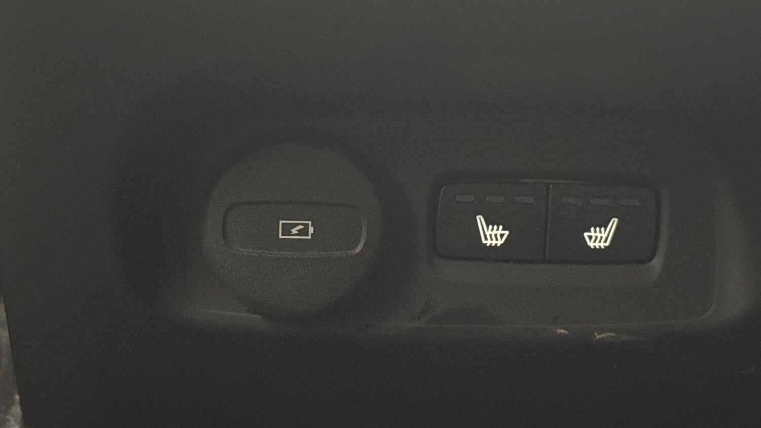 Used Volvo XC40 2025 for sale - 77487368: Photo 22