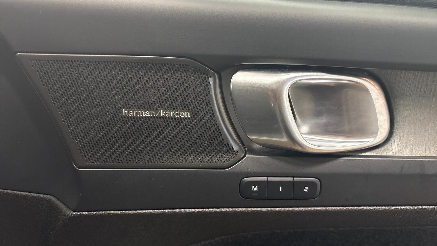 Used Volvo XC40 2025 for sale - 77487368: Photo 26