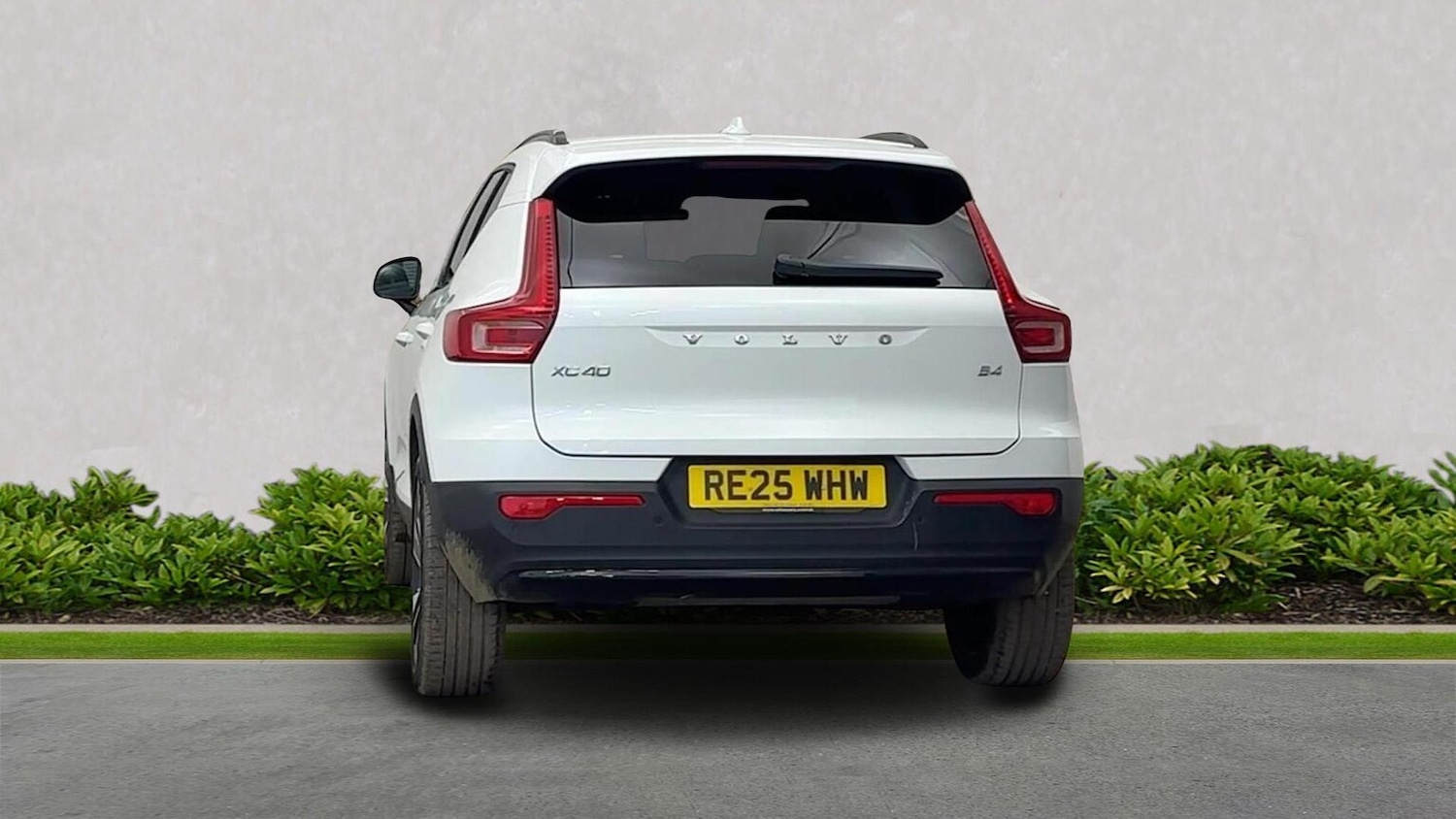 Used Volvo XC40 2025 for sale - 77487368: Photo 4