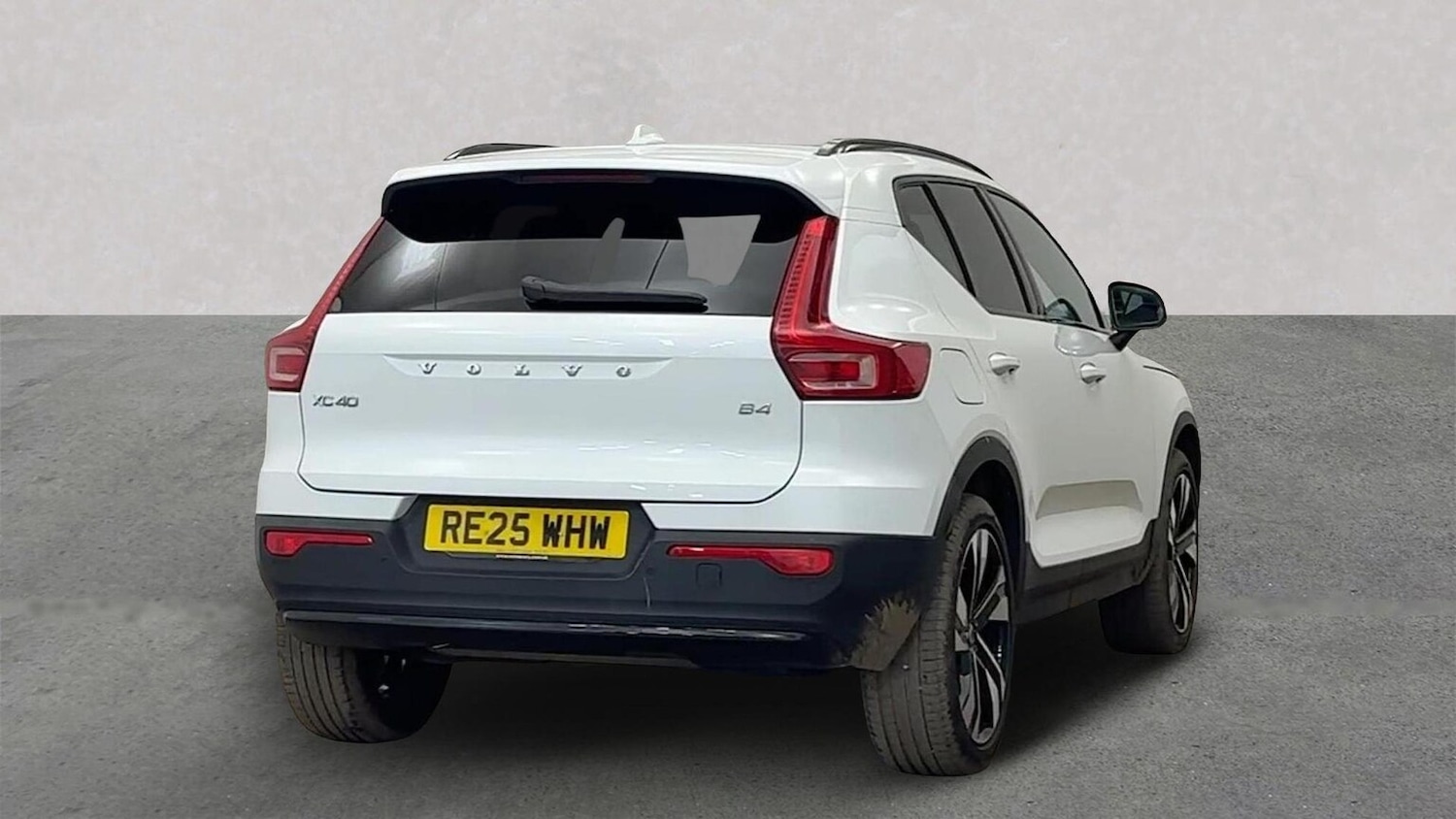 Used Volvo XC40 2025 for sale - 77487368: Photo 6
