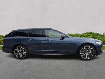 Used Volvo V90 2025 for sale - 75498135: Photo