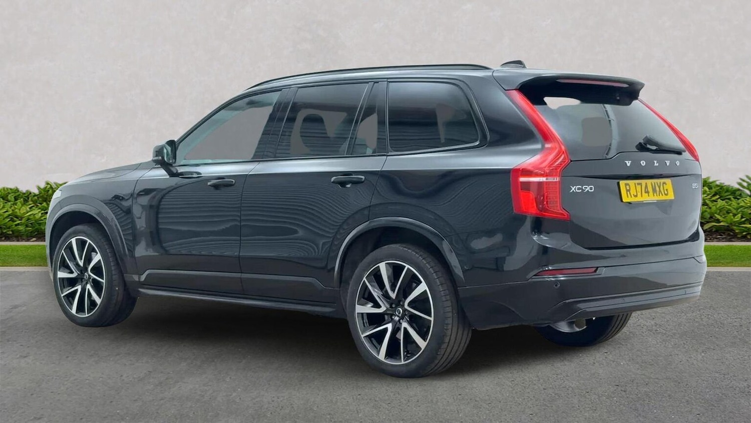 Used Volvo XC90 2024 for sale - 76471091: Photo 2