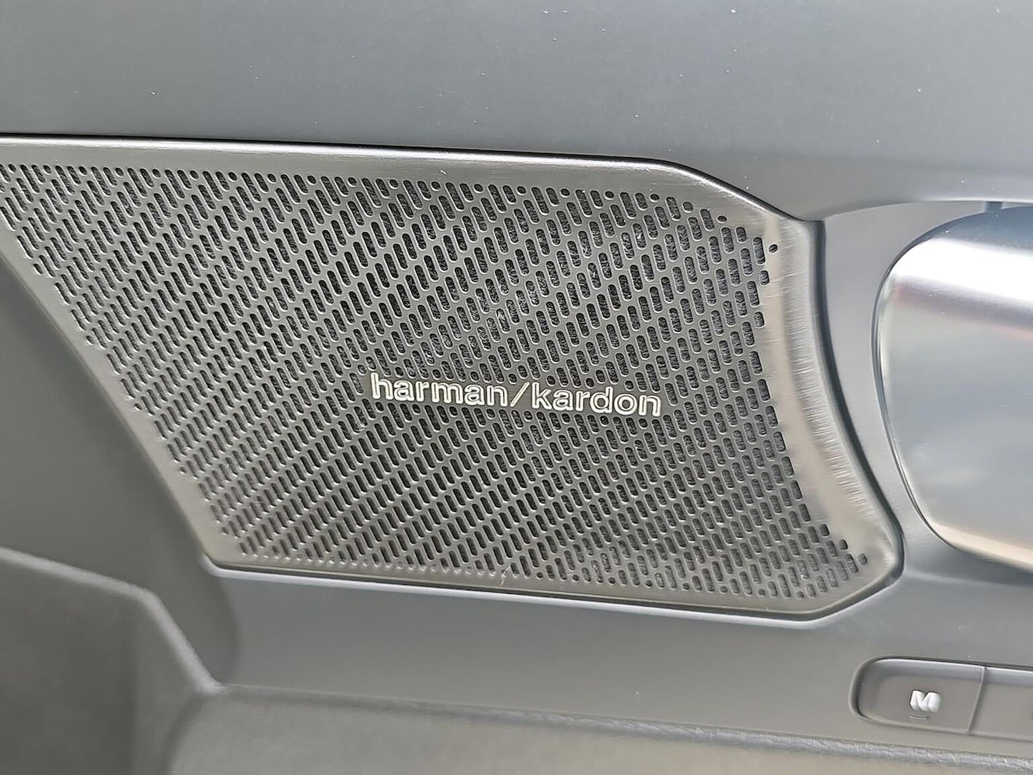 Used Volvo XC40 2025 for sale - 78168982: Photo 33