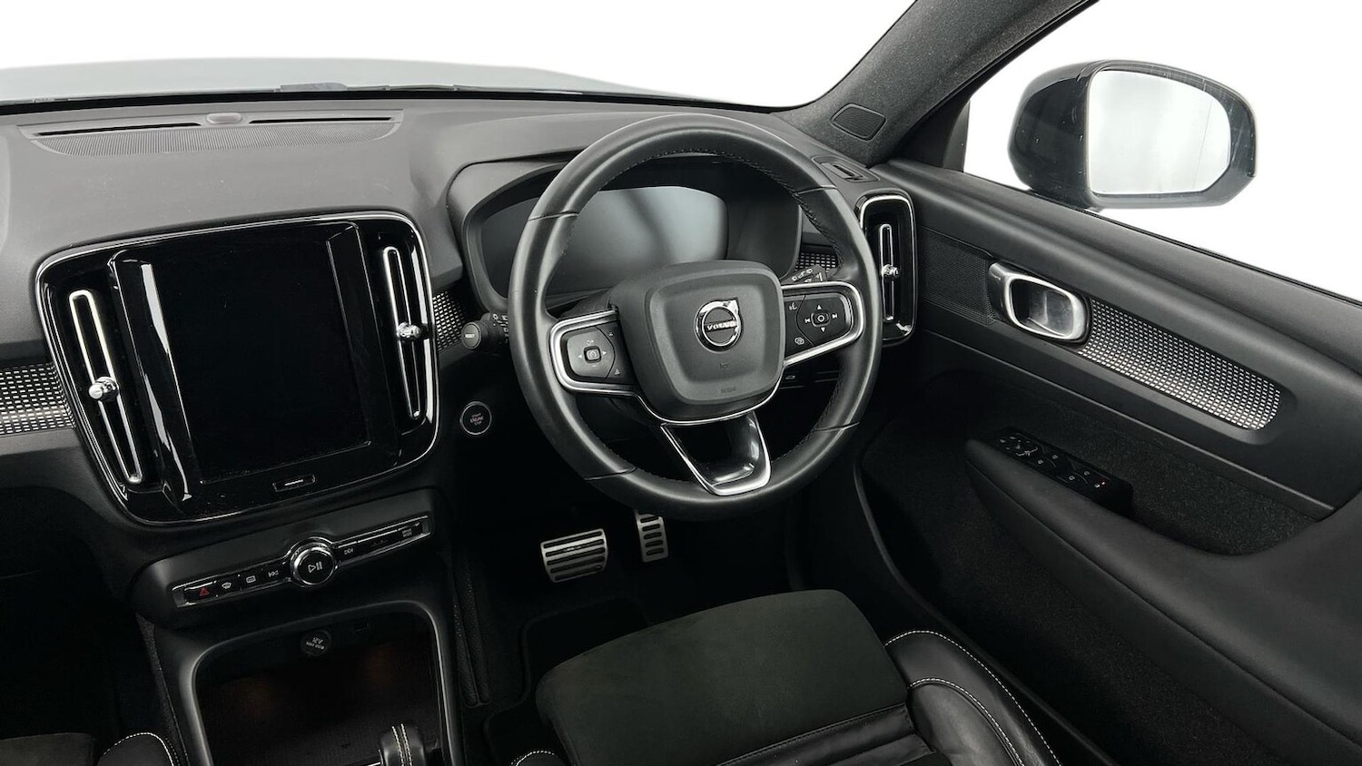 Used Volvo XC40 2021 for sale - 76566543: Photo 15