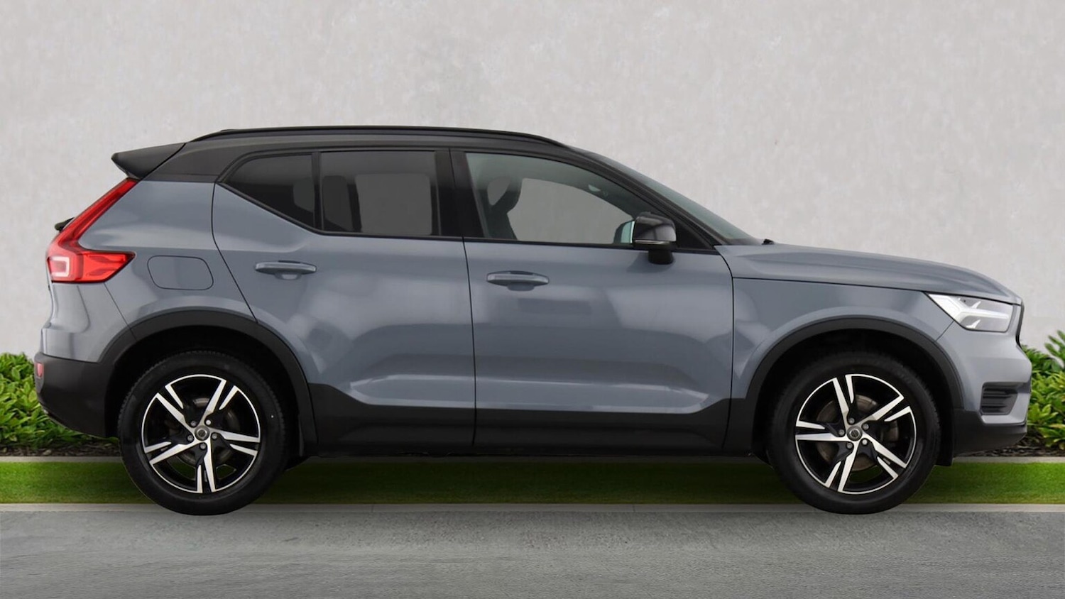Used Volvo XC40 2021 for sale - 76566543: Photo 3