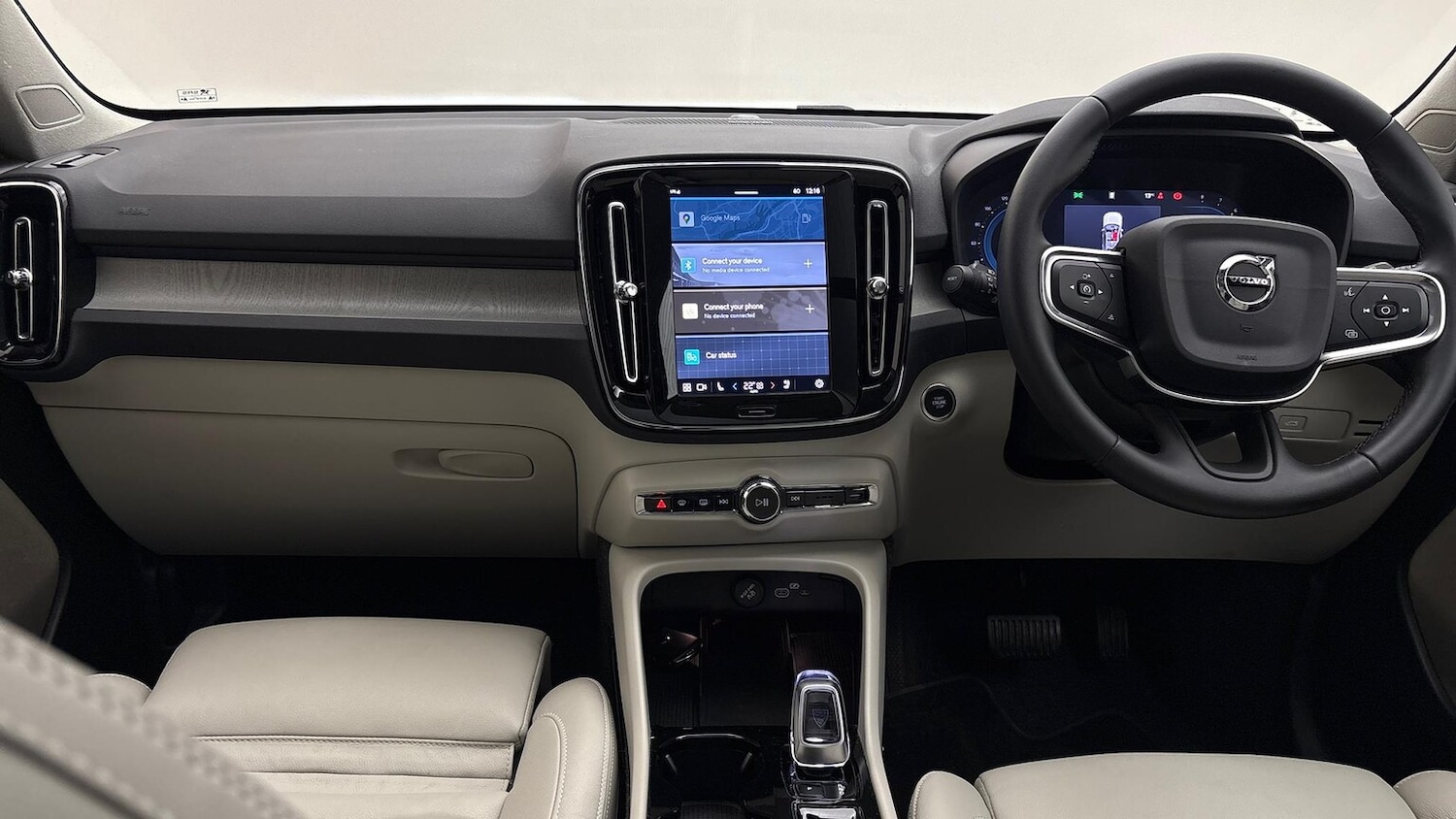 Used Volvo XC40 2025 for sale - 76565471: Photo 10