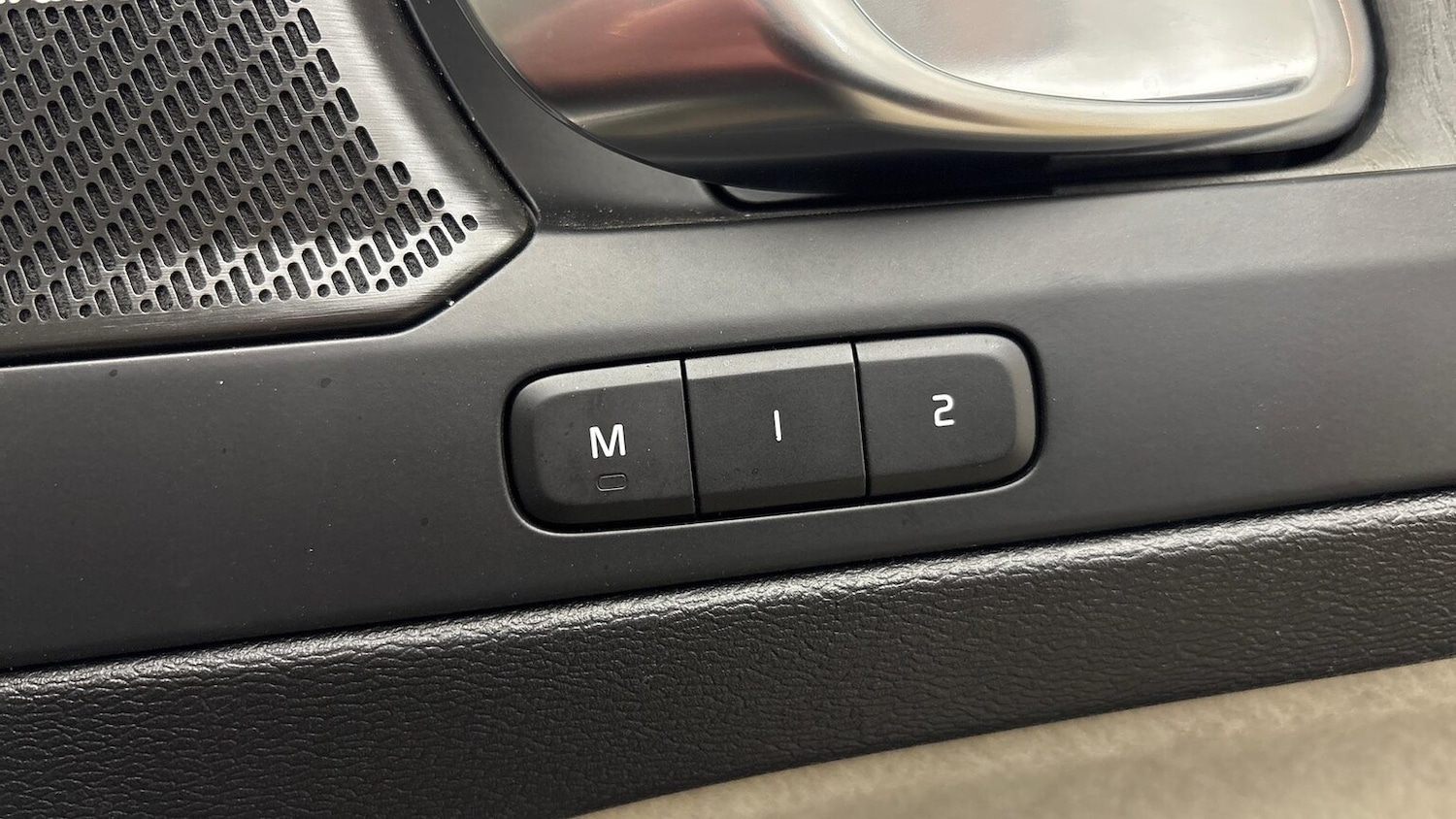 Used Volvo XC40 2025 for sale - 76565471: Photo 26