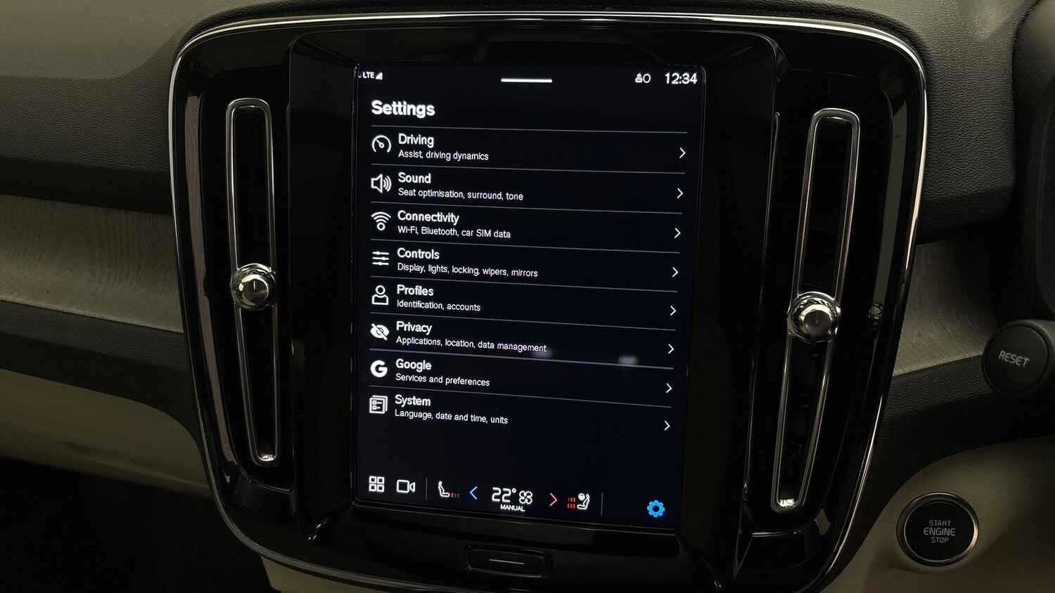 Used Volvo XC40 2025 for sale - 76565471: Photo 35