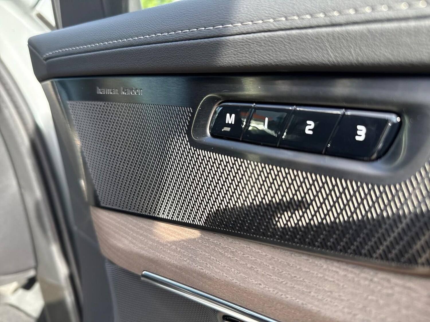 Used Volvo XC90 2025 for sale - 78192692: Photo 24