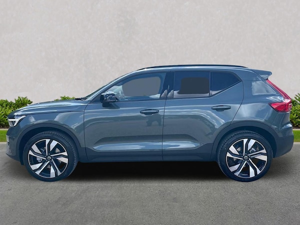 Used Volvo XC40 2025 for sale - 75740365: Photo 3