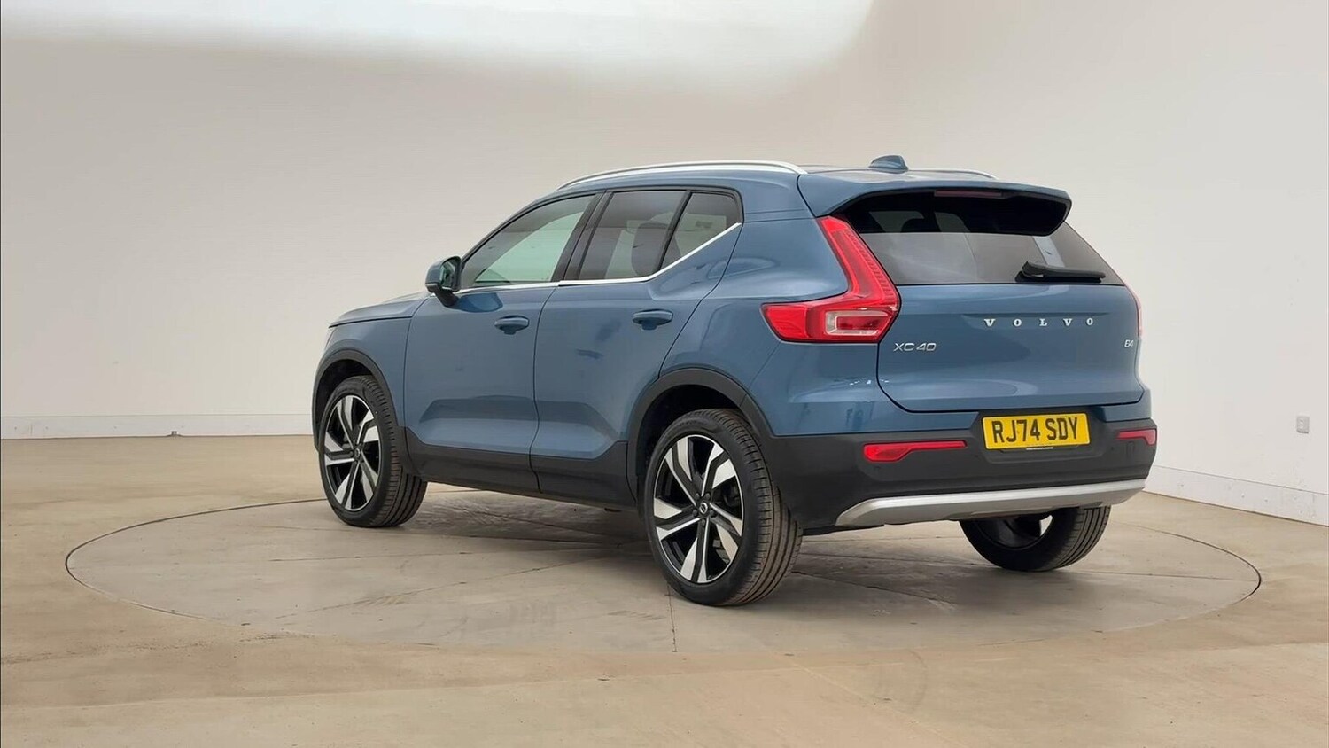 Used Volvo XC40 2024 for sale - 75982229: Photo 23