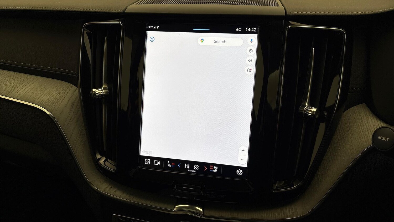 Used Volvo XC60 2025 for sale - 77998741: Photo 36