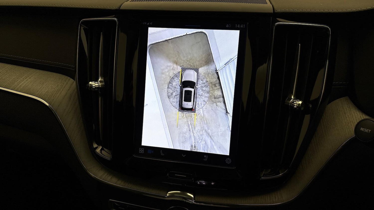 Used Volvo XC60 2025 for sale - 77998741: Photo 42