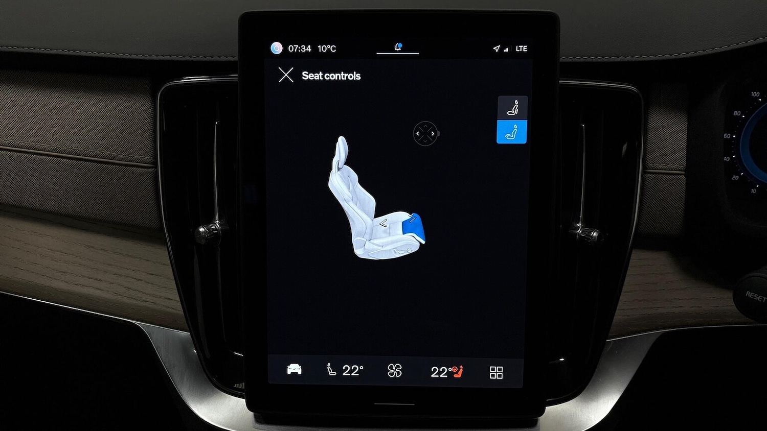 Used Volvo XC90 2025 for sale - 77056922: Photo 41