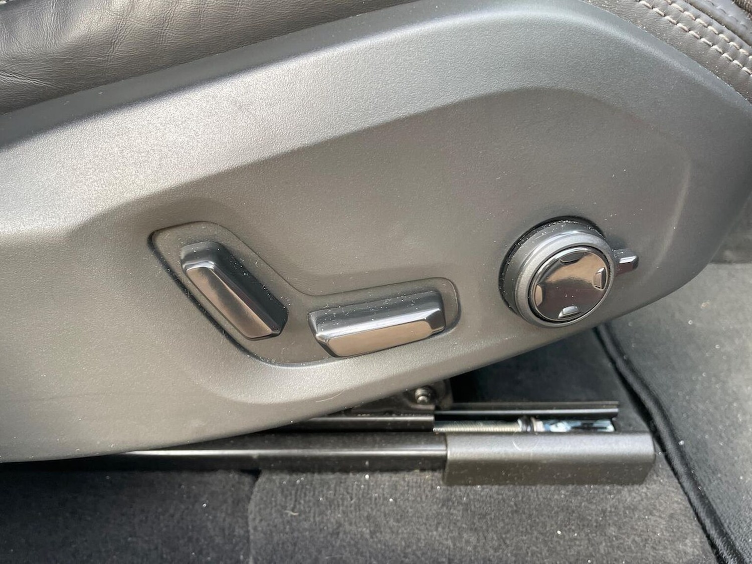 Used Volvo XC60 2024 for sale - 76464669: Photo 28