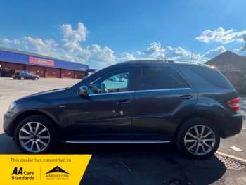 Used Mercedes-Benz M-Class 2010 for sale - 74916112: Photo