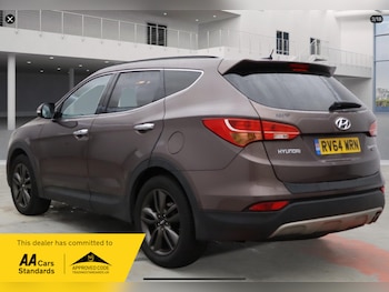 Used Hyundai Santa Fe 2014 for sale - 76019335: Photo