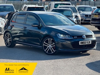 Volkswagen - Golf