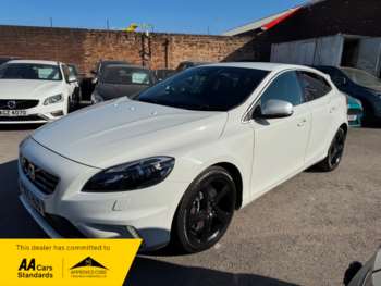Used Volvo V40 2016 for sale - 74916226: Photo