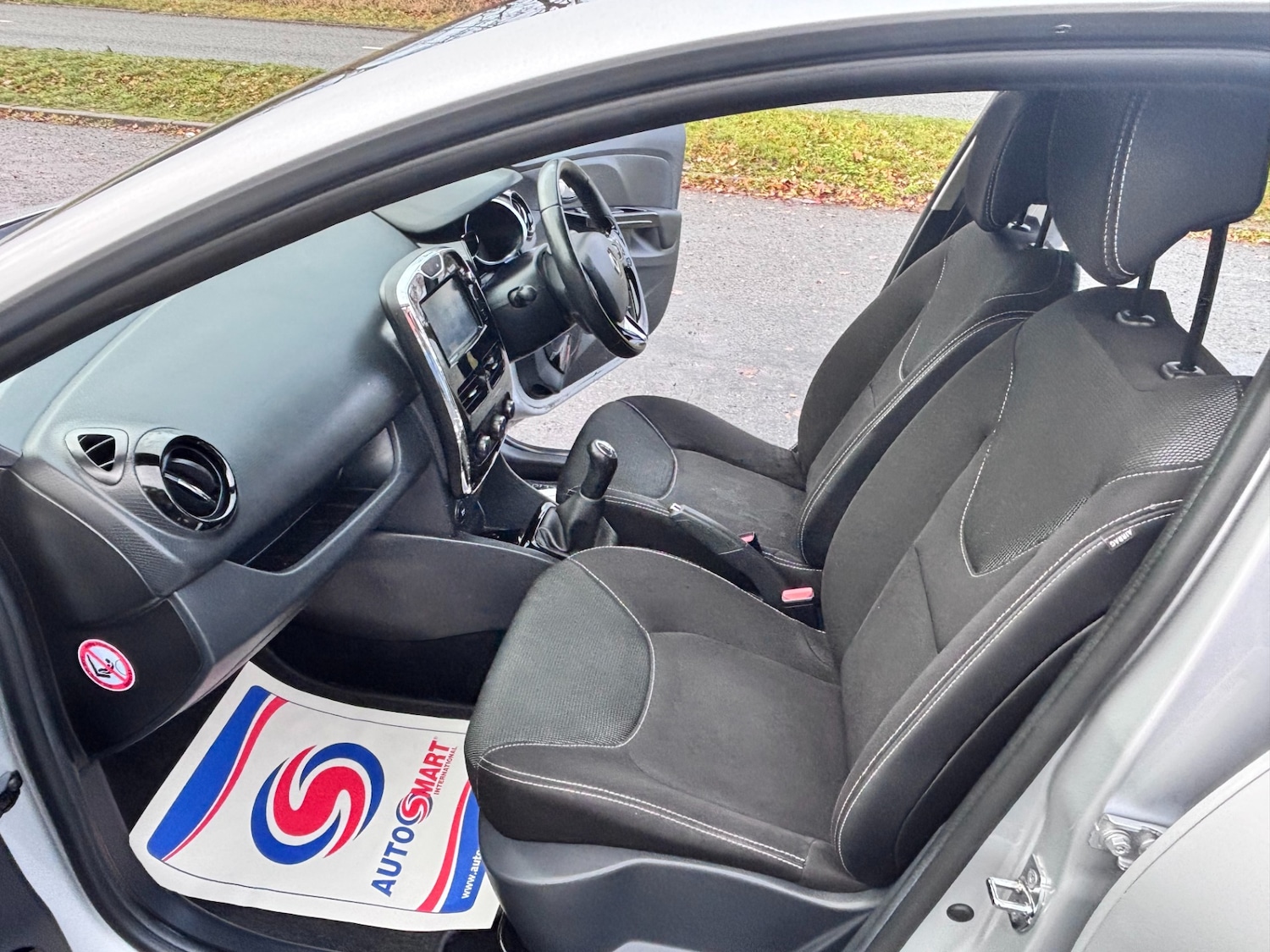 Used Renault Clio 2014 for sale - 76763266: Photo 21