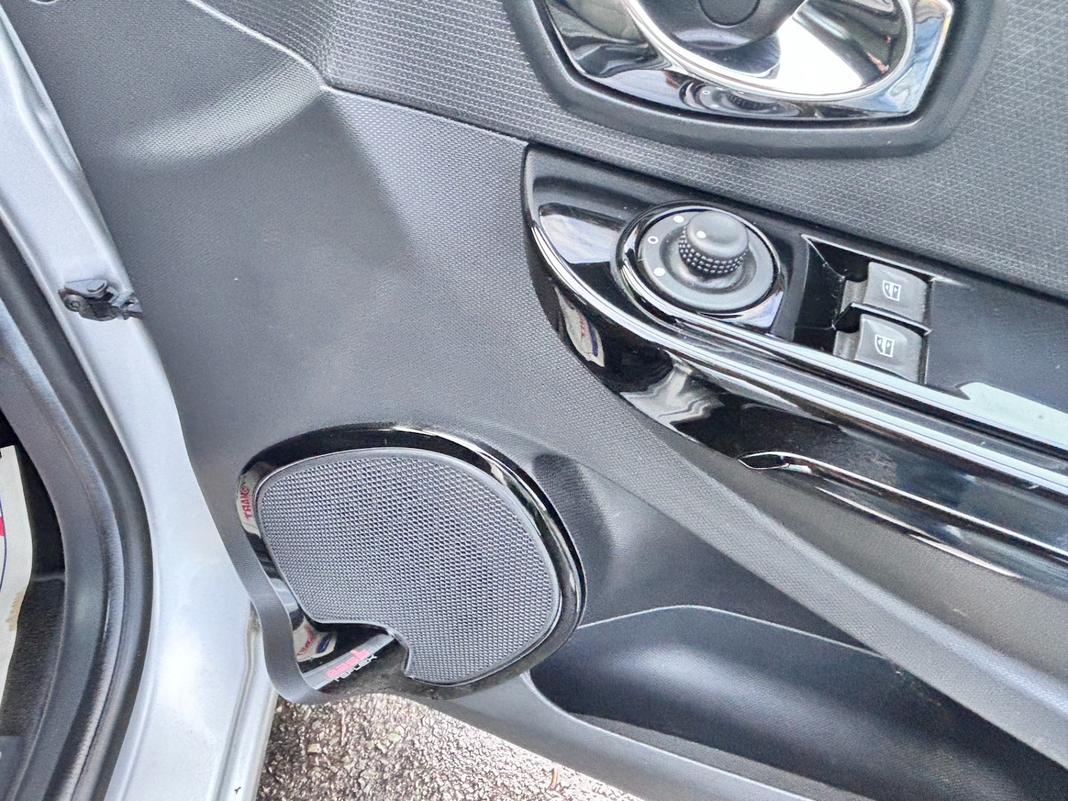 Used Renault Clio 2014 for sale - 76763266: Photo 24