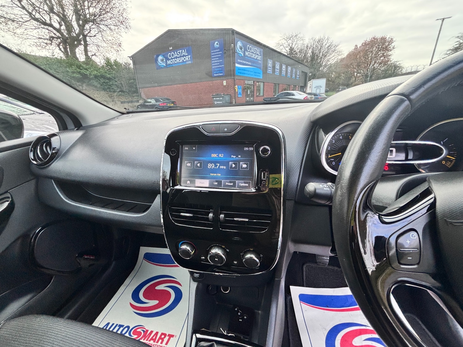 Used Renault Clio 2014 for sale - 76763266: Photo 26