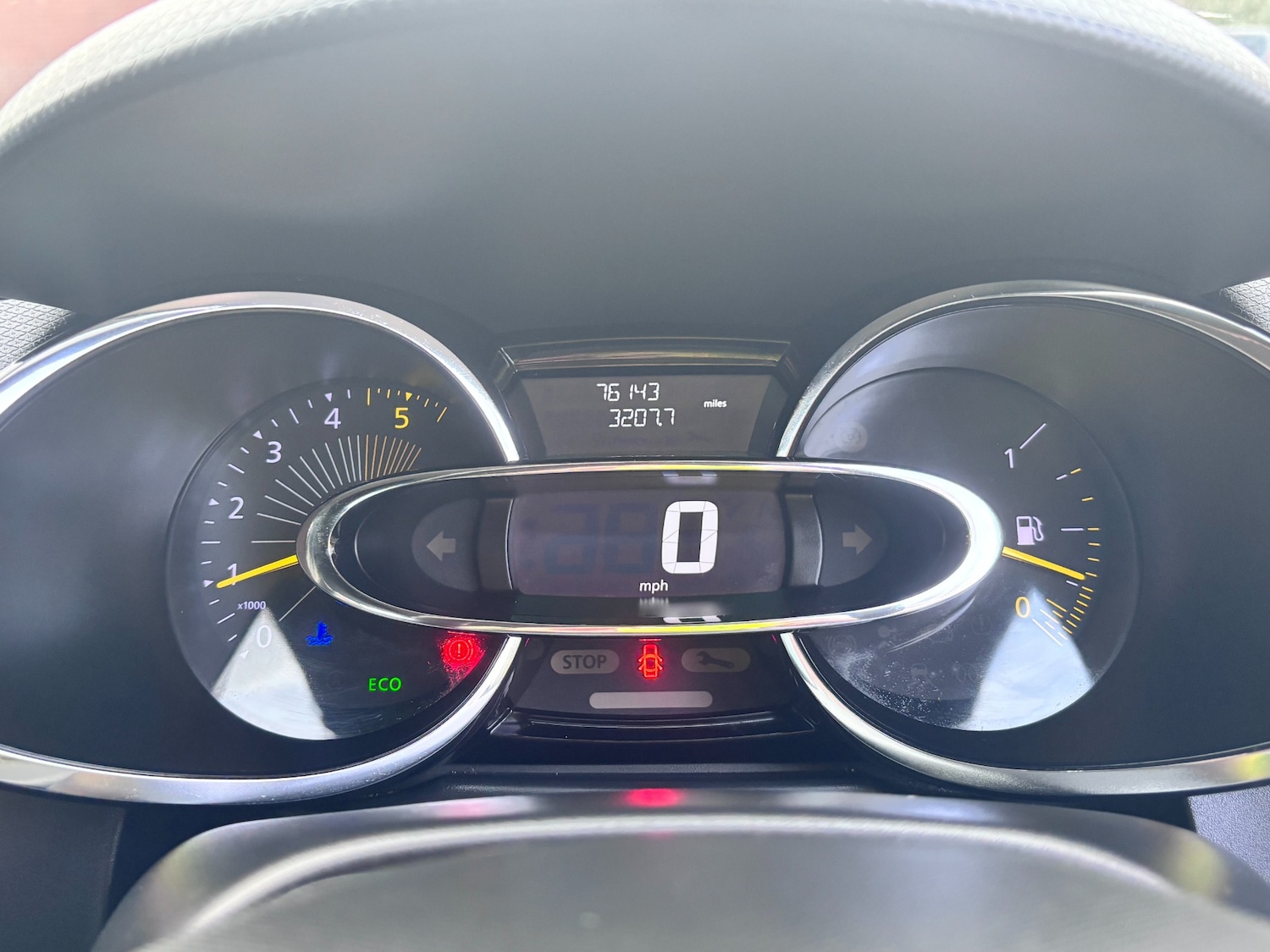 Used Renault Clio 2014 for sale - 76763266: Photo 32